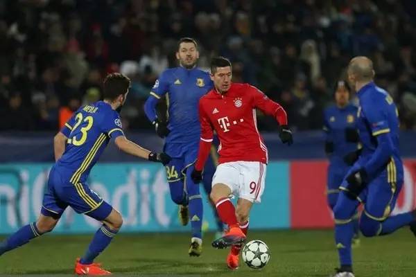 现不仅是个 现不仅是个