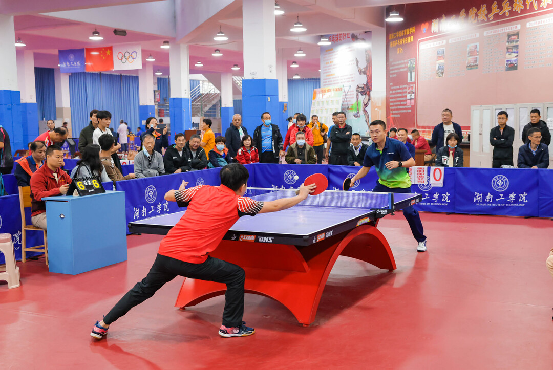 他不仅适应 他不仅适应