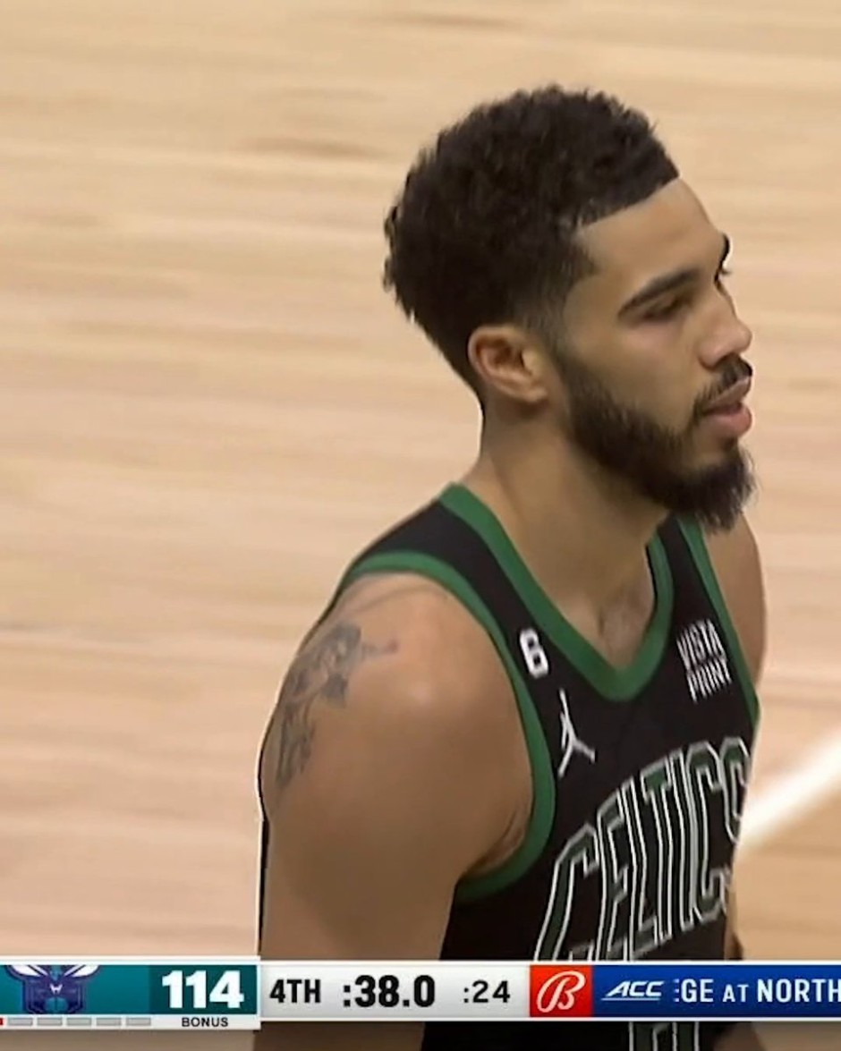 想念托尼老师，皇马欧超杯半场0-0，“克罗斯”登顶社媒热搜